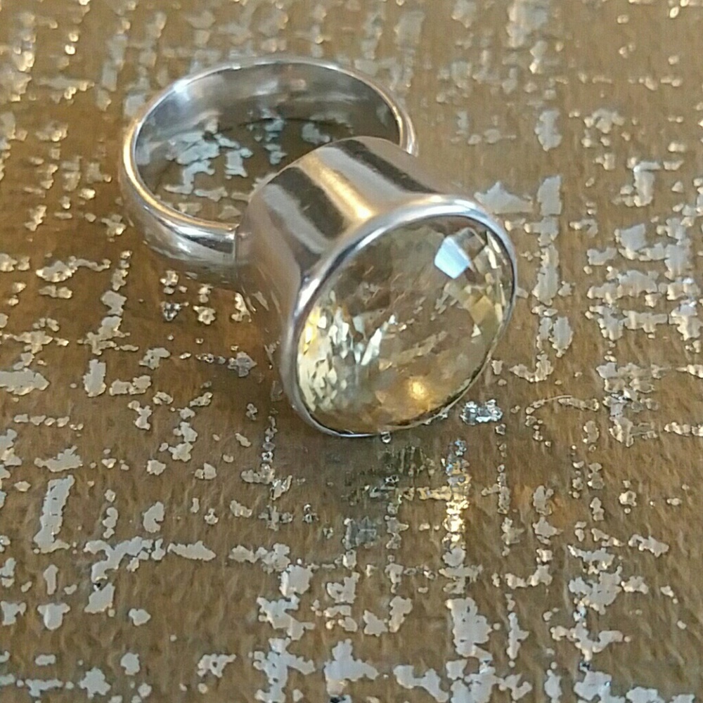 Silver tone ring